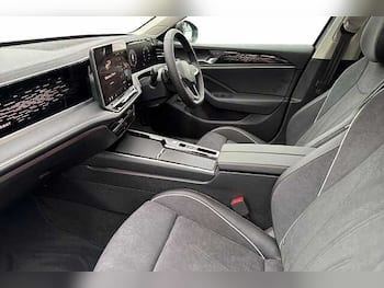 Used Volkswagen Passat 2026 for sale - 79858751: Photo
