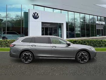 Used Volkswagen Passat 2026 for sale - 79858751: Photo