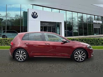 Used Volkswagen Golf 2019 for sale - 78608081: Photo