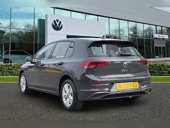 Used Volkswagen Golf 2024 for sale - 78045363: Photo