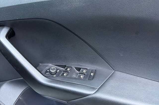 Used Volkswagen T-Cross 2021 for sale - 77303420: Photo 24