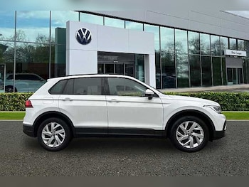 Used Volkswagen Tiguan 2022 for sale - 77136239: Photo