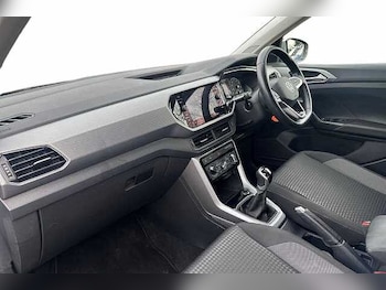 Used Volkswagen T-Cross 2021 for sale - 77572610: Photo