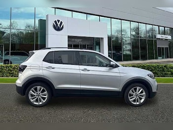 Used Volkswagen T-Cross 2021 for sale - 77572610: Photo