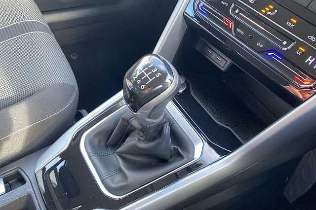 Used Volkswagen T-Roc 2022 for sale - 76064515: Photo 19