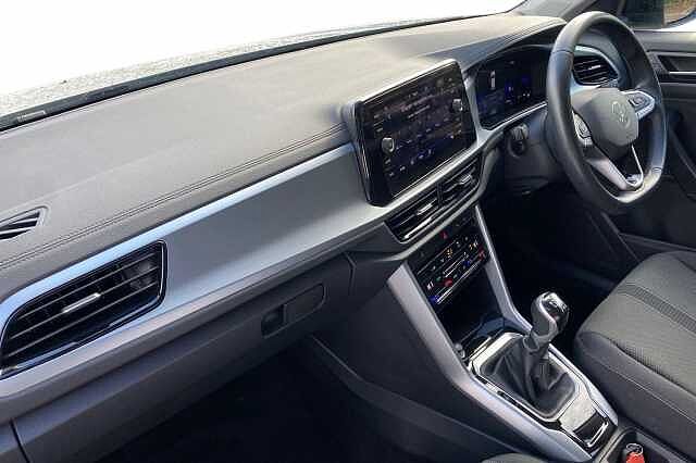 Used Volkswagen T-Roc 2022 for sale - 76064515: Photo 2