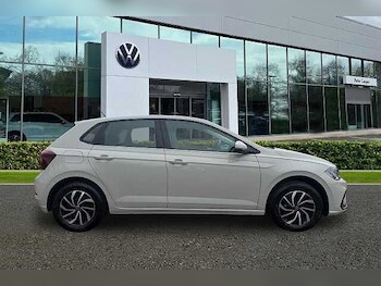 Used Volkswagen Polo 2024 for sale - 77822029: Photo