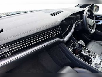 Used Volkswagen Touareg 2022 for sale - 78814332: Photo
