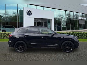 Used Volkswagen Touareg 2022 for sale - 78814332: Photo