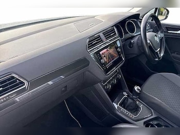 Used Volkswagen Tiguan 2020 for sale - 75953145: Photo