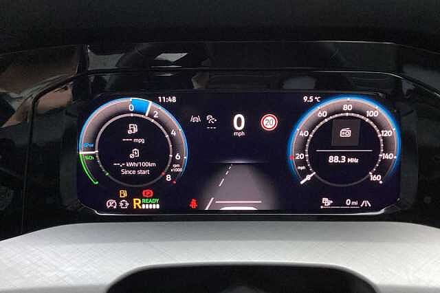 Used Volkswagen Golf 2025 for sale - 77880917: Photo 17