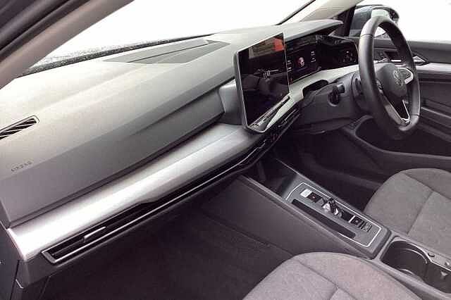 Used Volkswagen Golf 2025 for sale - 77880917: Photo 2