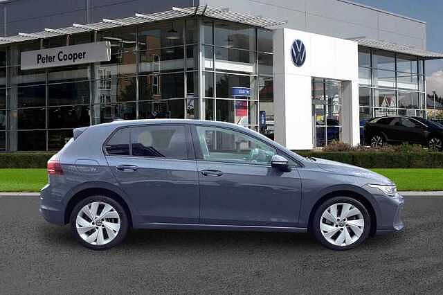 Used Volkswagen Golf 2025 for sale - 77880917: Photo 4
