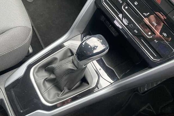 Used Volkswagen T-Roc 2022 for sale - 76076559: Photo 19