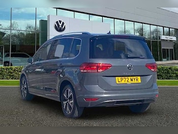 Used Volkswagen Touran 2023 for sale - 78242348: Photo