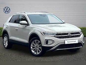 Used Volkswagen T-Roc 2023 for sale - 79619907: Photo