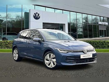 Used Volkswagen Golf 2024 for sale - 77207601: Photo