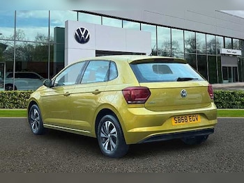 Used Volkswagen Polo 2018 for sale - 76430657: Photo