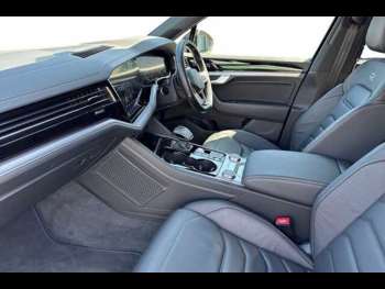 Used Volkswagen Touareg 2023 for sale - 75088702: Photo