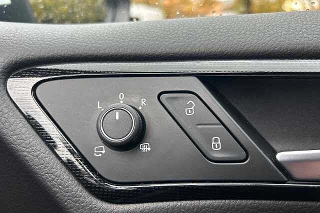 Used Volkswagen Golf 2019 for sale - 76436606: Photo 29