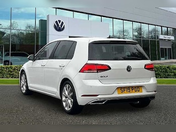 Used Volkswagen Golf 2019 for sale - 76436606: Photo