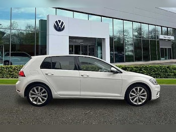 Used Volkswagen Golf 2019 for sale - 76436606: Photo