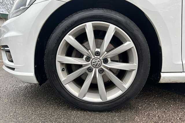 Used Volkswagen Golf 2019 for sale - 76436606: Photo 5