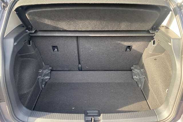 Used Volkswagen T-Cross 2023 for sale - 76299532: Photo 11