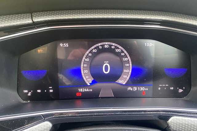 Used Volkswagen T-Cross 2023 for sale - 76299532: Photo 18