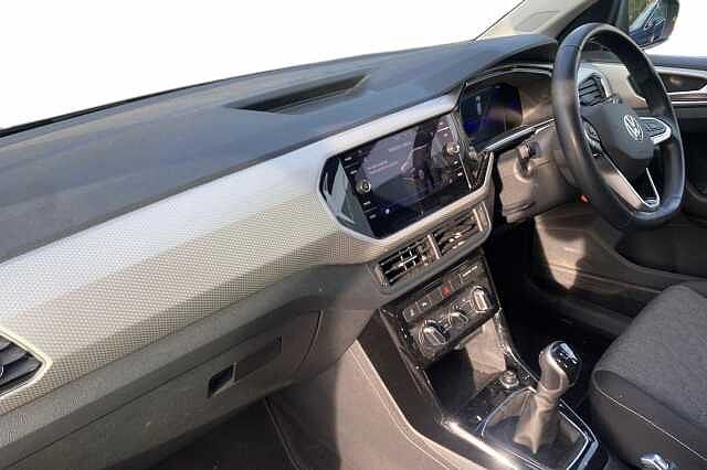 Used Volkswagen T-Cross 2023 for sale - 76299532: Photo 2