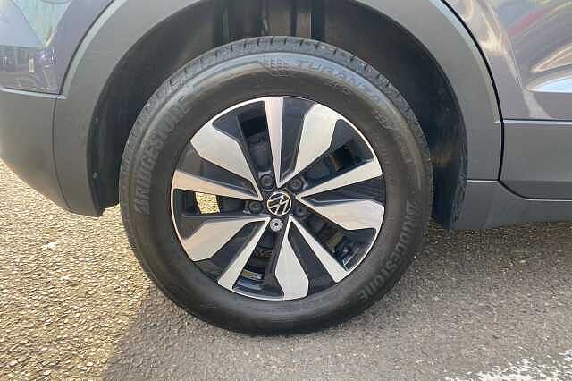 Used Volkswagen T-Cross 2023 for sale - 76299532: Photo 5