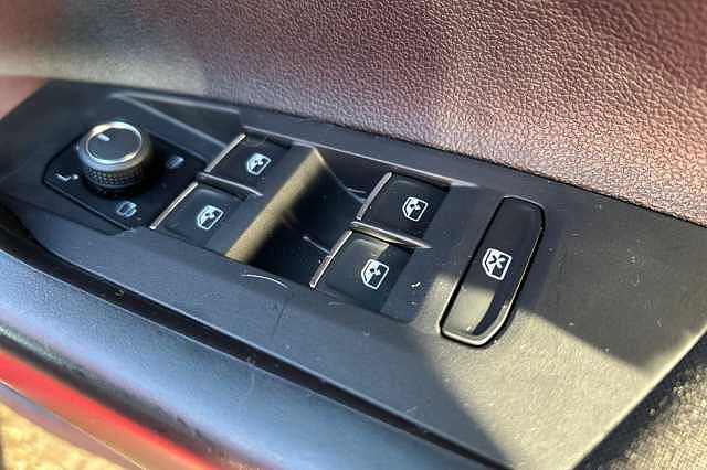 Used Volkswagen Taigo 2022 for sale - 76910861: Photo 28