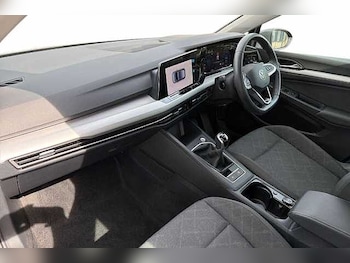 Used Volkswagen Golf 2024 for sale - 78920645: Photo