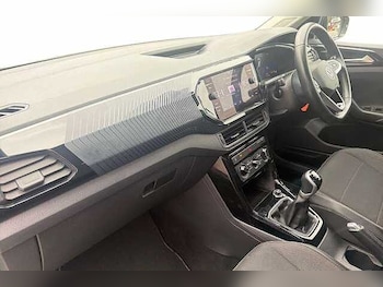 Used Volkswagen T-Cross 2023 for sale - 77976903: Photo