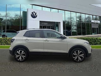 Used Volkswagen T-Cross 2023 for sale - 77976903: Photo