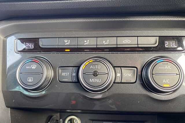 Used Volkswagen Tiguan 2020 for sale - 76497108: Photo 32