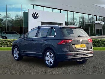 Used Volkswagen Tiguan 2020 for sale - 76497108: Photo