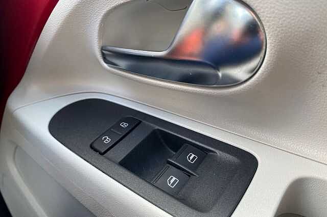 Used Volkswagen up! 2017 for sale - 76497111: Photo 25