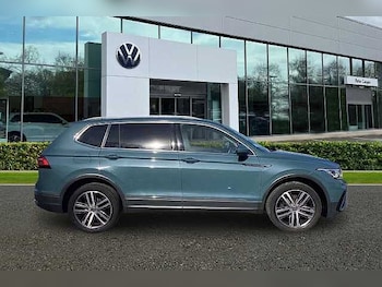Used Volkswagen Tiguan Allspace 2022 for sale - 77688234: Photo