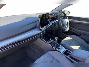 Used Volkswagen Golf 2025 for sale - 78111858: Photo