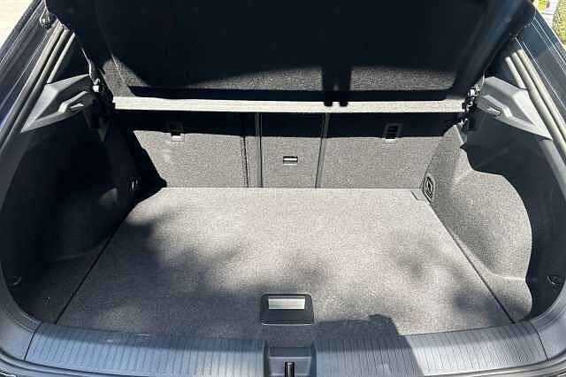 Used Volkswagen T-Roc 2025 for sale - 76186208: Photo 11