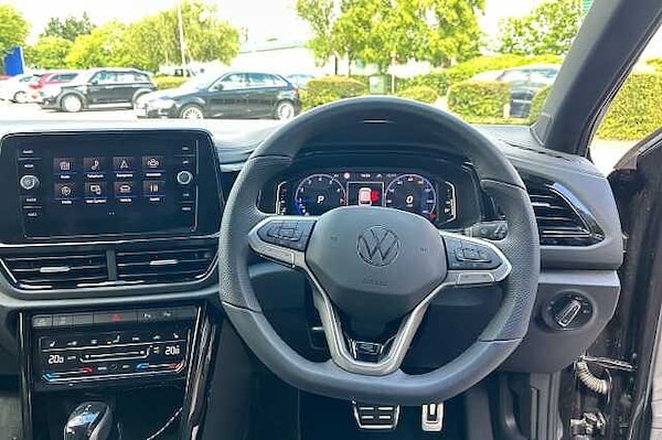 Used Volkswagen T-Roc 2025 for sale - 76186208: Photo 14