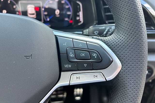 Used Volkswagen T-Roc 2025 for sale - 76186208: Photo 17