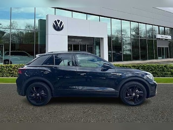 Used Volkswagen T-Roc 2025 for sale - 76186208: Photo 4