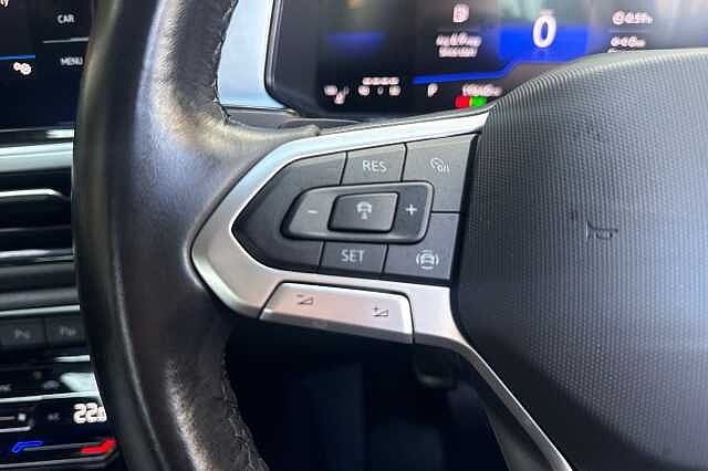 Used Volkswagen T-Roc 2022 for sale - 76363502: Photo 15