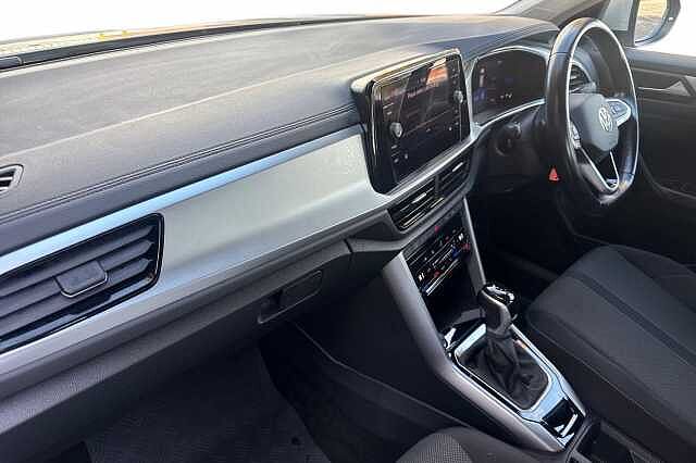 Used Volkswagen T-Roc 2022 for sale - 76363502: Photo 2