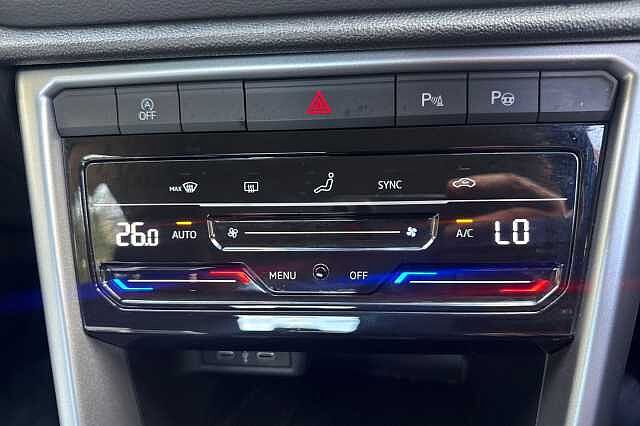 Used Volkswagen T-Roc 2022 for sale - 76363502: Photo 28