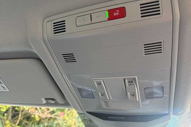 Used Volkswagen T-Roc 2022 for sale - 76363502: Photo 30