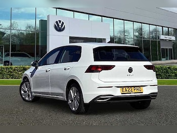 Used Volkswagen Golf 2022 for sale - 77906218: Photo