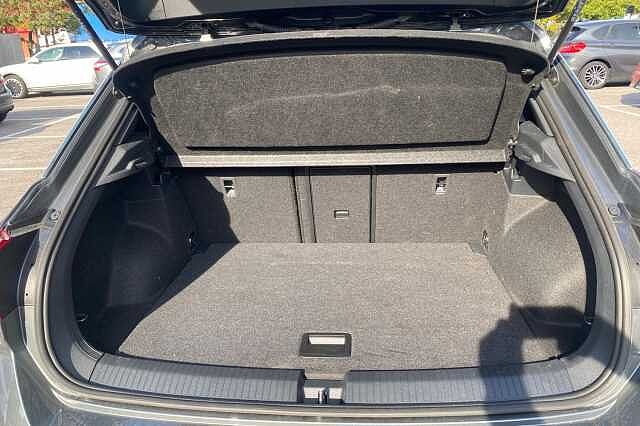 Used Volkswagen T-Roc 2025 for sale - 76064508: Photo 11